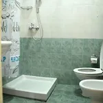 Sunny Flat In The Center Of Tirana, 2 Min. Walk * 티라나
