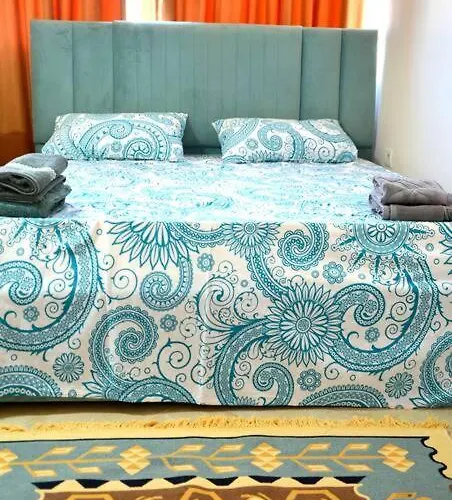 公寓 Sunny Flat In The Center Of Tirana, 2 Min. Walk 地拉那